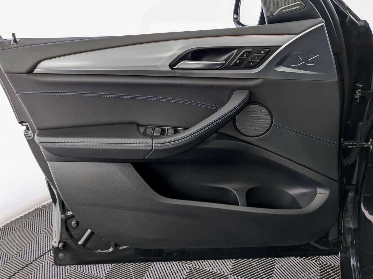 Б/У БМВ Икс4 2020 года. Фото: #14