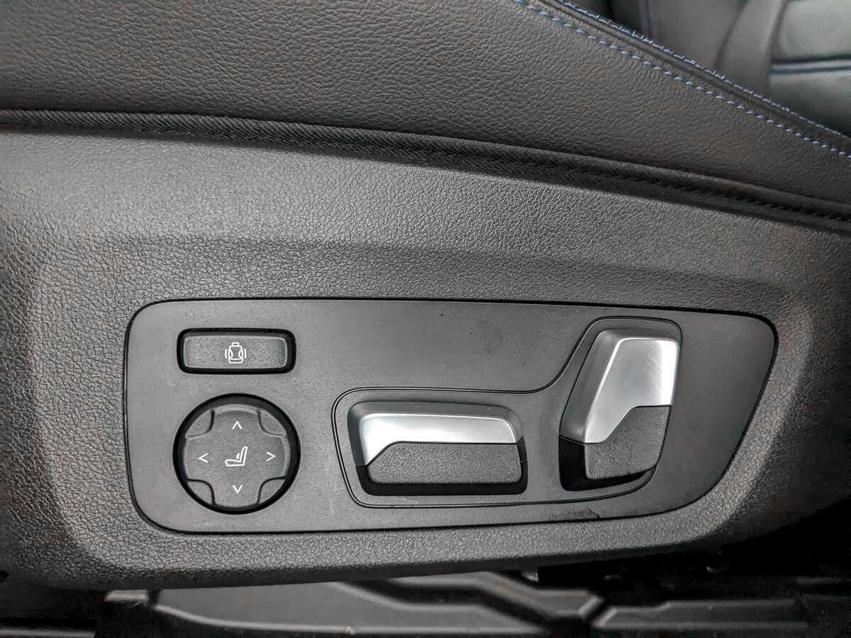 Б/У БМВ Икс4 2020 года. Фото: #16