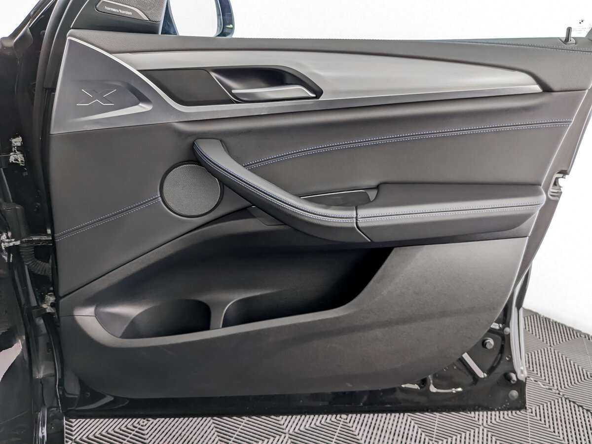 Б/У БМВ Икс4 2020 года. Фото: #20