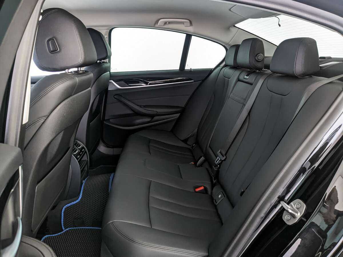 Б/У БМВ 5 серии 2020 года. Фото: #13