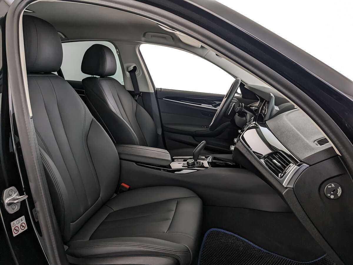 Б/У БМВ 5 серии 2020 года. Фото: #19