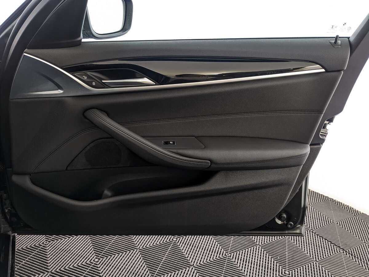 Б/У БМВ 5 серии 2020 года. Фото: #20