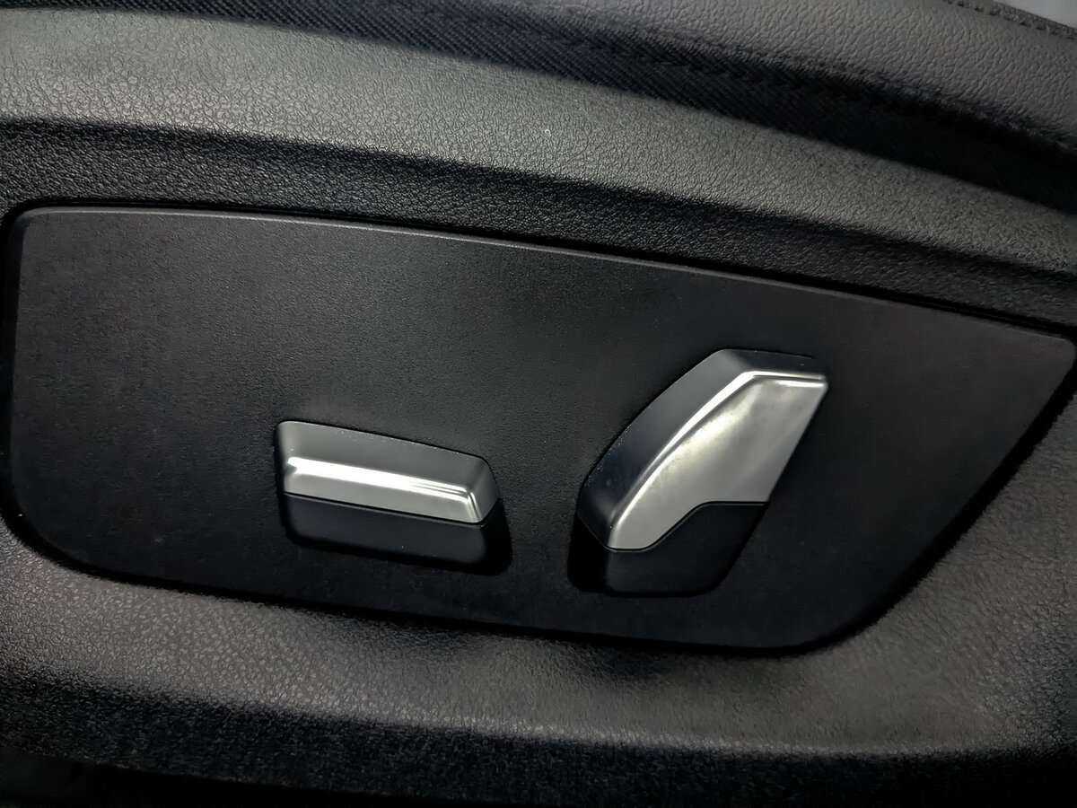 Б/У БМВ 5 серии 2020 года. Фото: #21