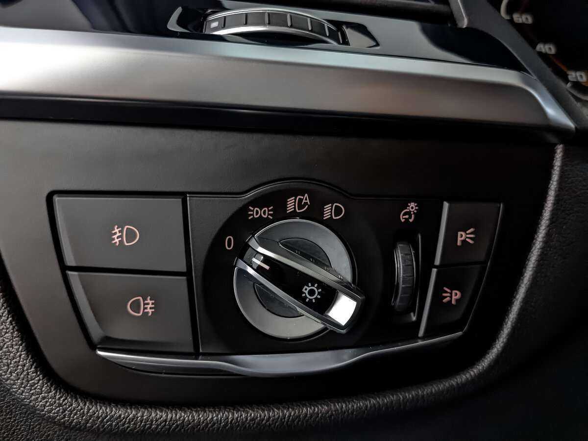 Б/У БМВ Икс4 2020 года. Фото: #21