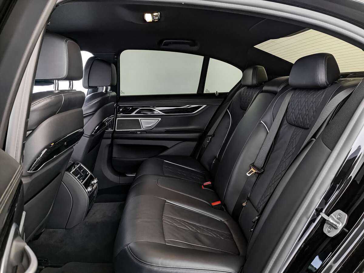 Б/У БМВ 7 серии 2020 года. Фото: #12