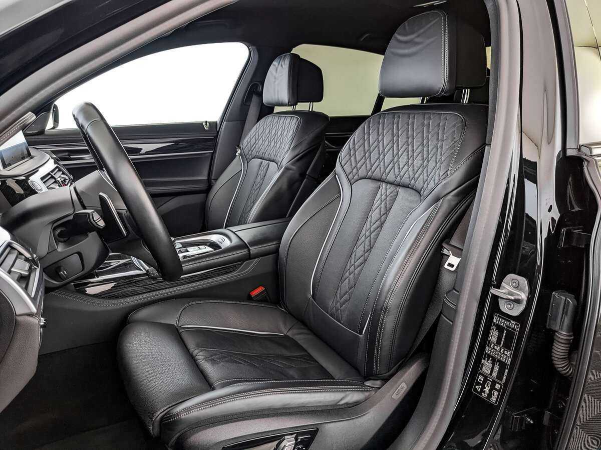 Б/У БМВ 7 серии 2020 года. Фото: #14