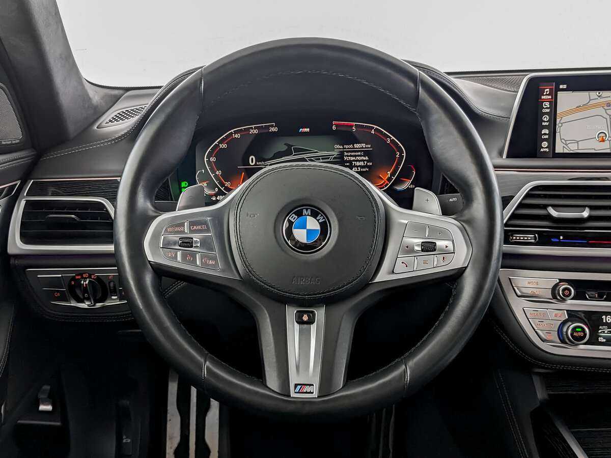Б/У БМВ 7 серии 2019 года. Фото: #16