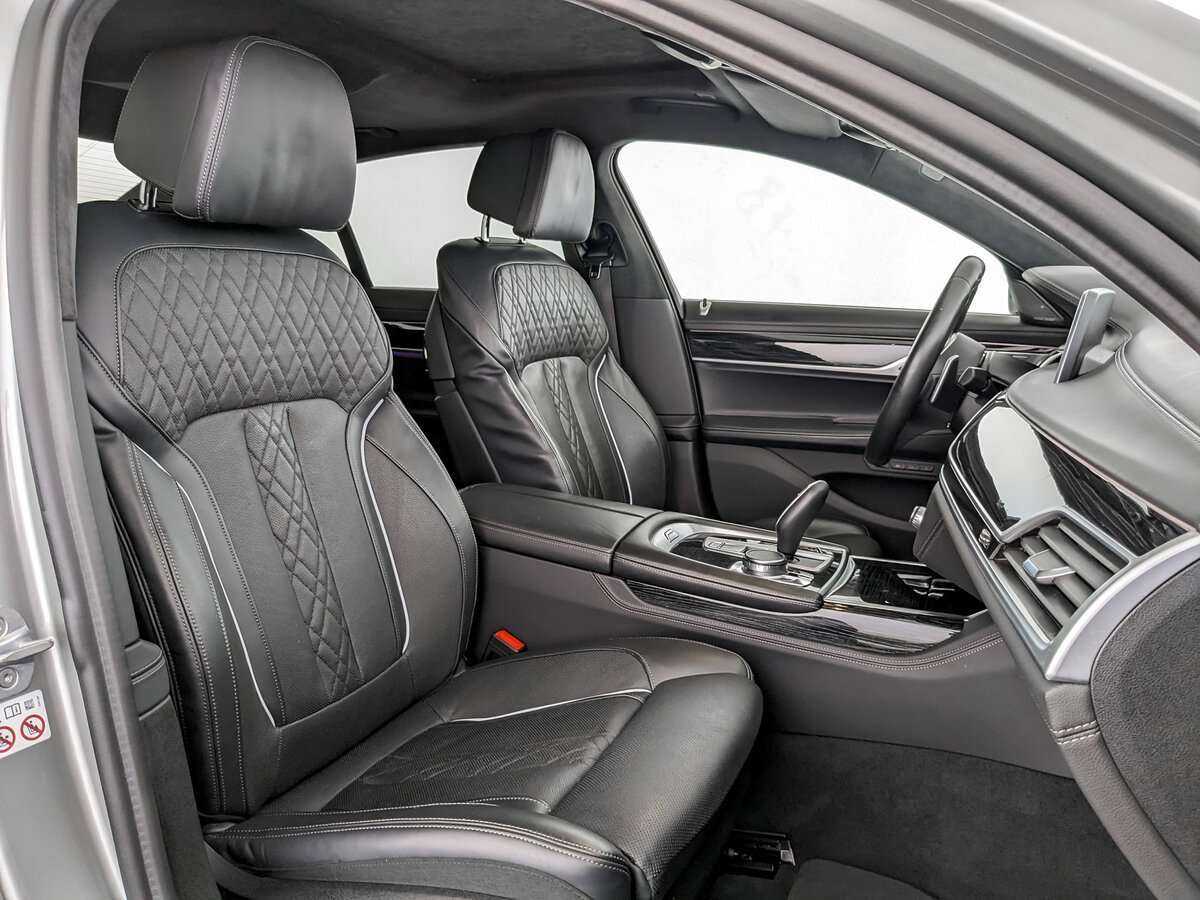 Б/У БМВ 7 серии 2019 года. Фото: #18