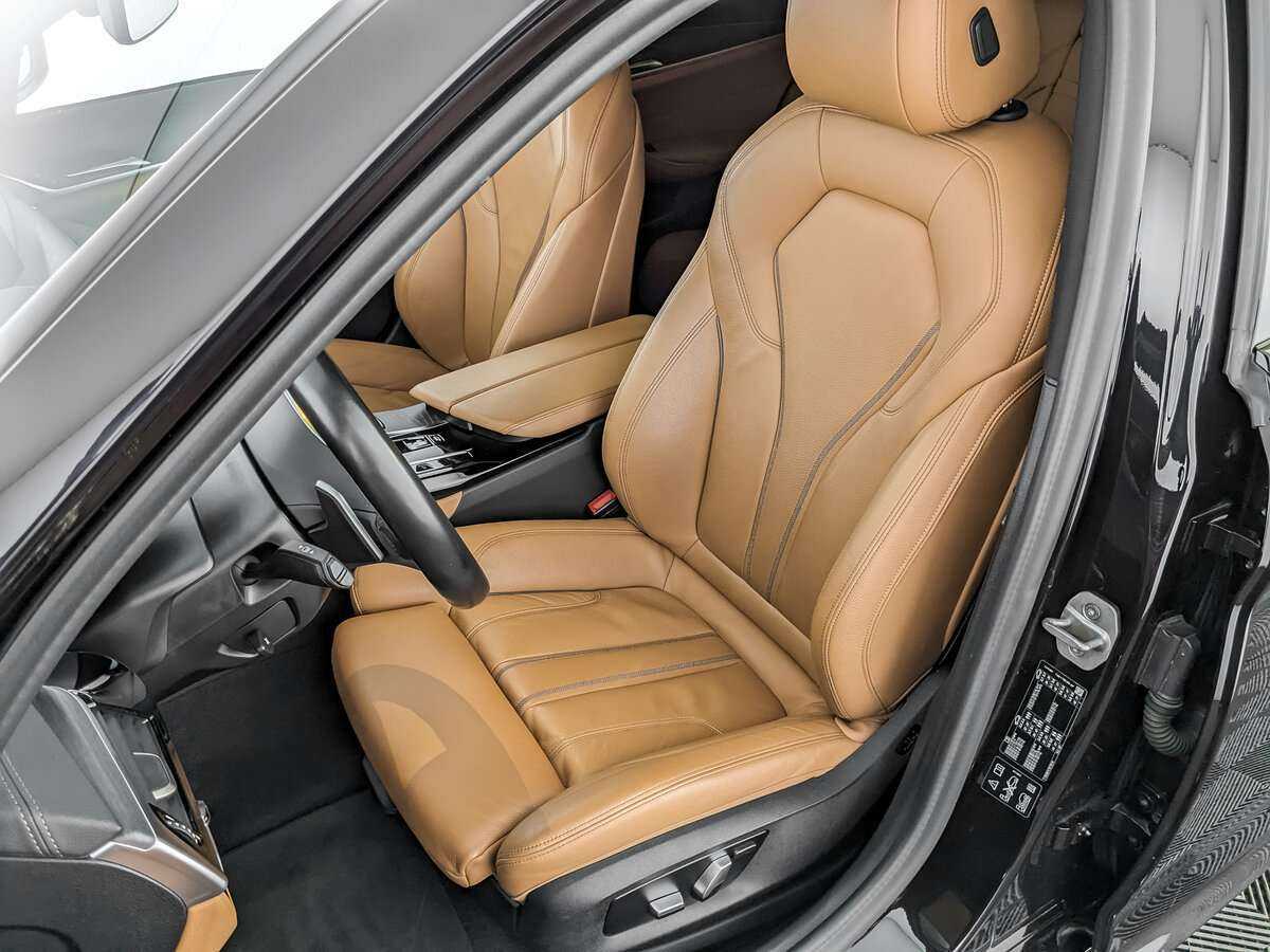 Б/У БМВ 5 серии 2021 года. Фото: #12