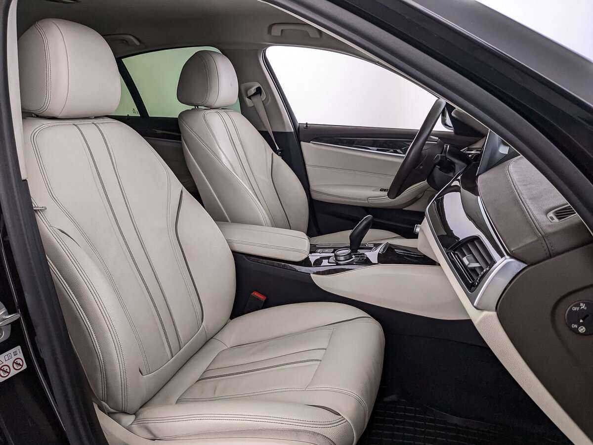 Б/У БМВ 5 серии 2017 года. Фото: #19