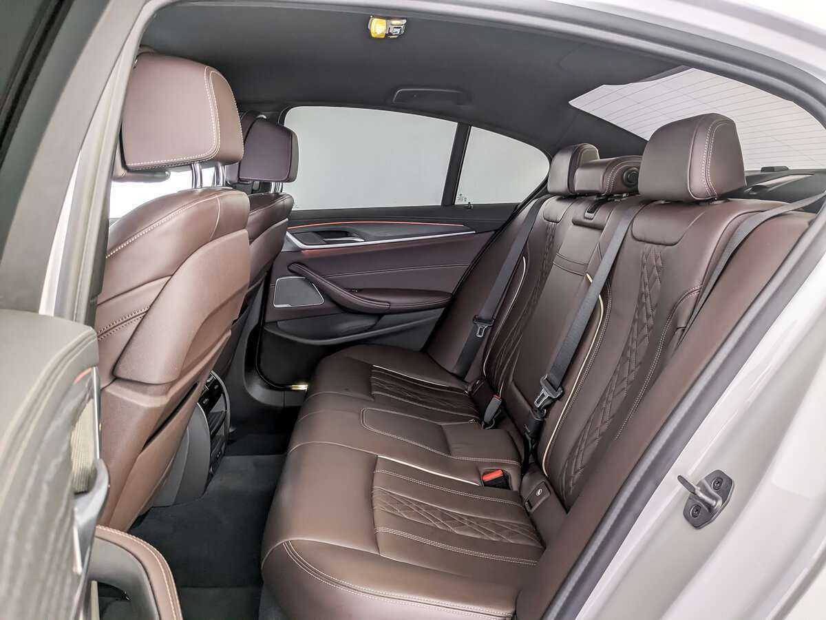 Б/У БМВ 5 серии 2020 года. Фото: #9