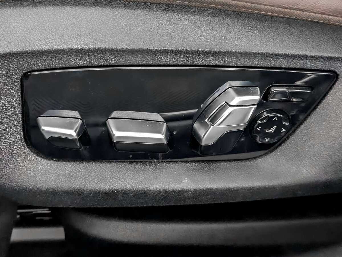 Б/У БМВ 5 серии 2020 года. Фото: #14