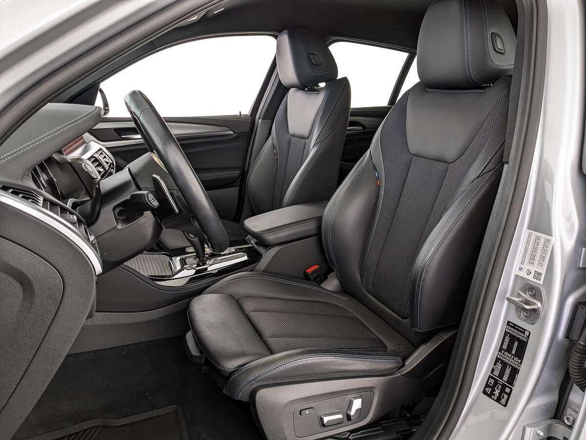 Б/У БМВ Икс4 2021 года. Фото: #19