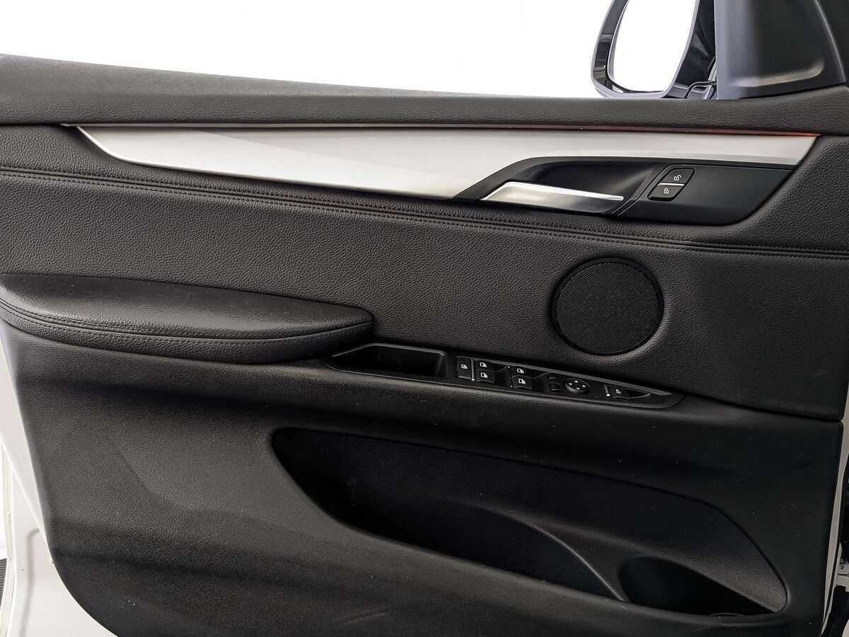 Б/У БМВ Икс5 2014 года. Фото: #13