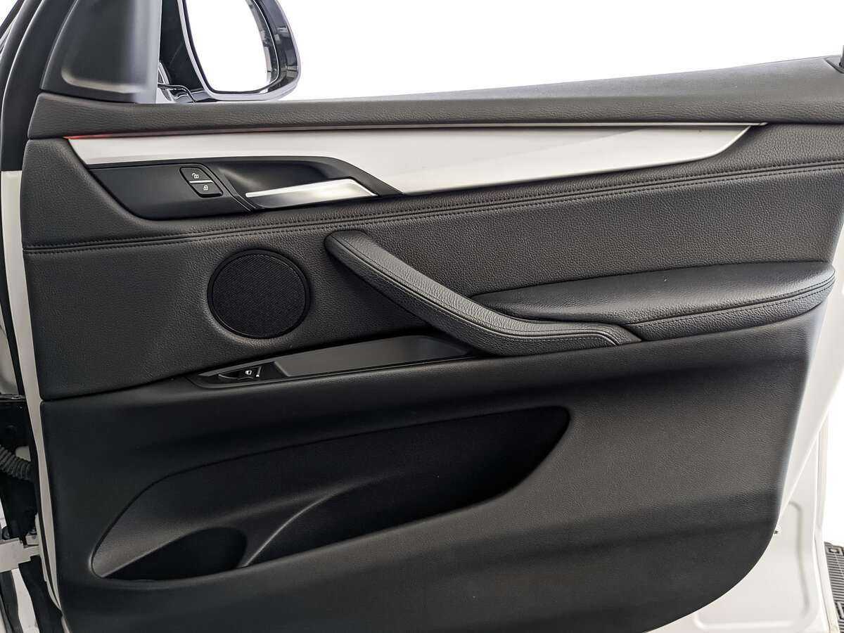 Б/У БМВ Икс5 2014 года. Фото: #18