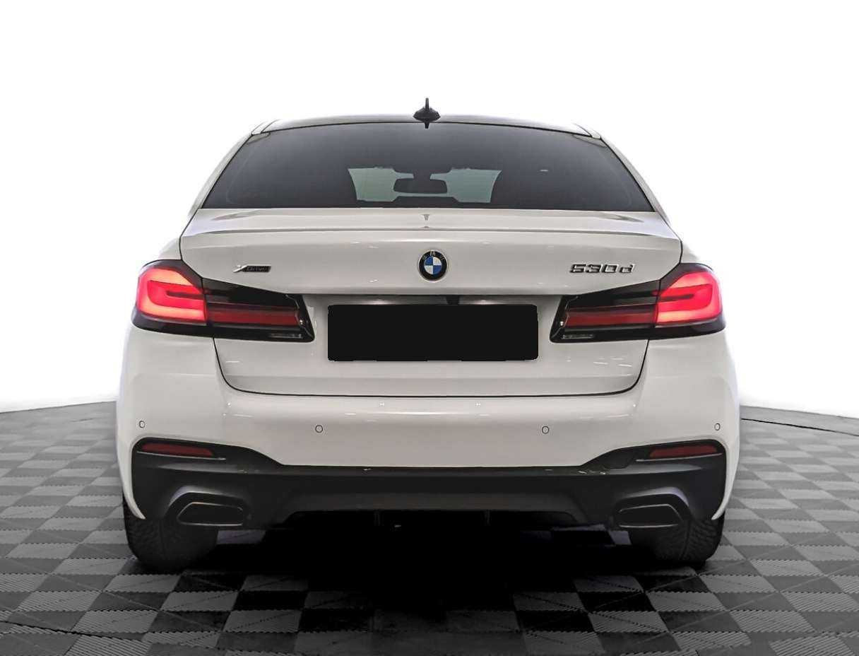 Б/У БМВ 5 серии 2020 года. Фото: #5