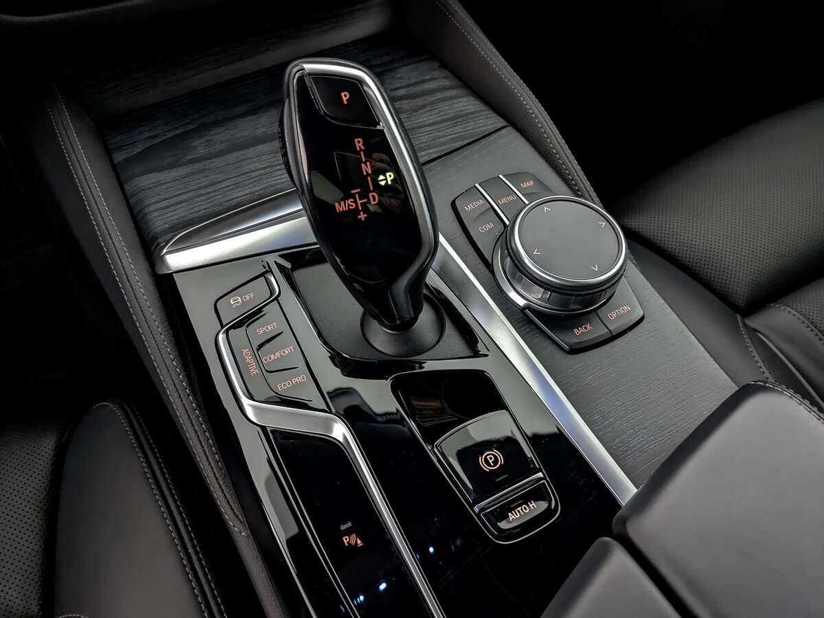 Б/У БМВ 5 серии 2021 года. Фото: #21