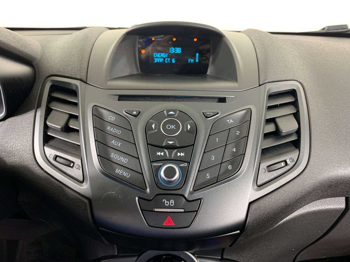 Б/У Форд Фиеста 2016 года. Фото: #15