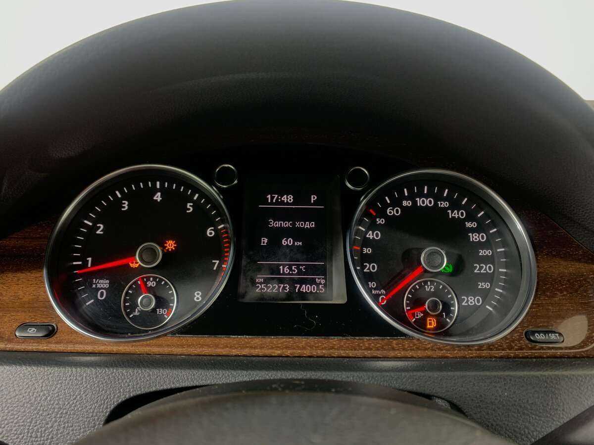 Б/У Фольксваген Пассат ЦЦ 2011 года. Фото: #11