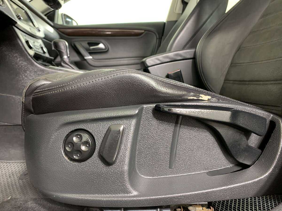 Б/У Фольксваген Пассат ЦЦ 2011 года. Фото: #13