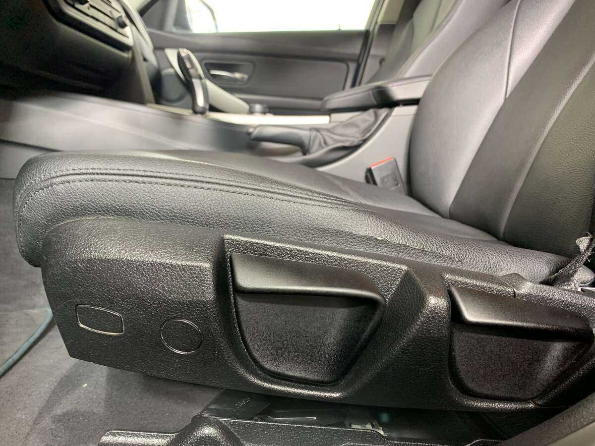 Б/У БМВ 3 серии 2014 года. Фото: #13