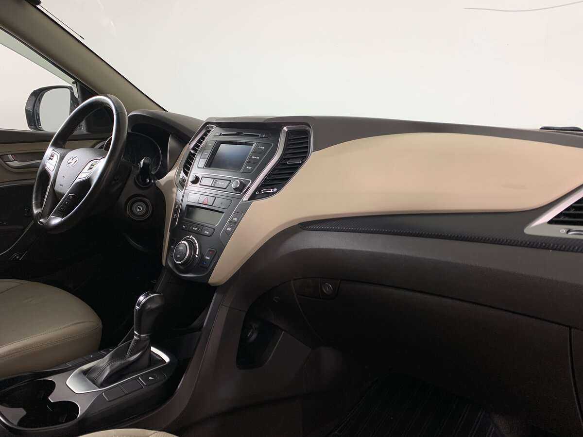 Б/У Хендай Санта Фе 2017 года. Фото: #10