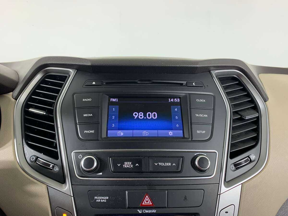 Б/У Хендай Санта Фе 2017 года. Фото: #12