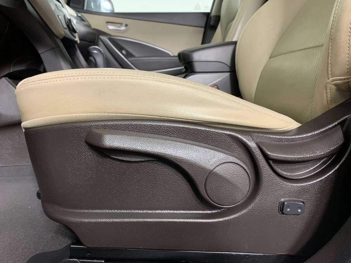 Б/У Хендай Санта Фе 2017 года. Фото: #13