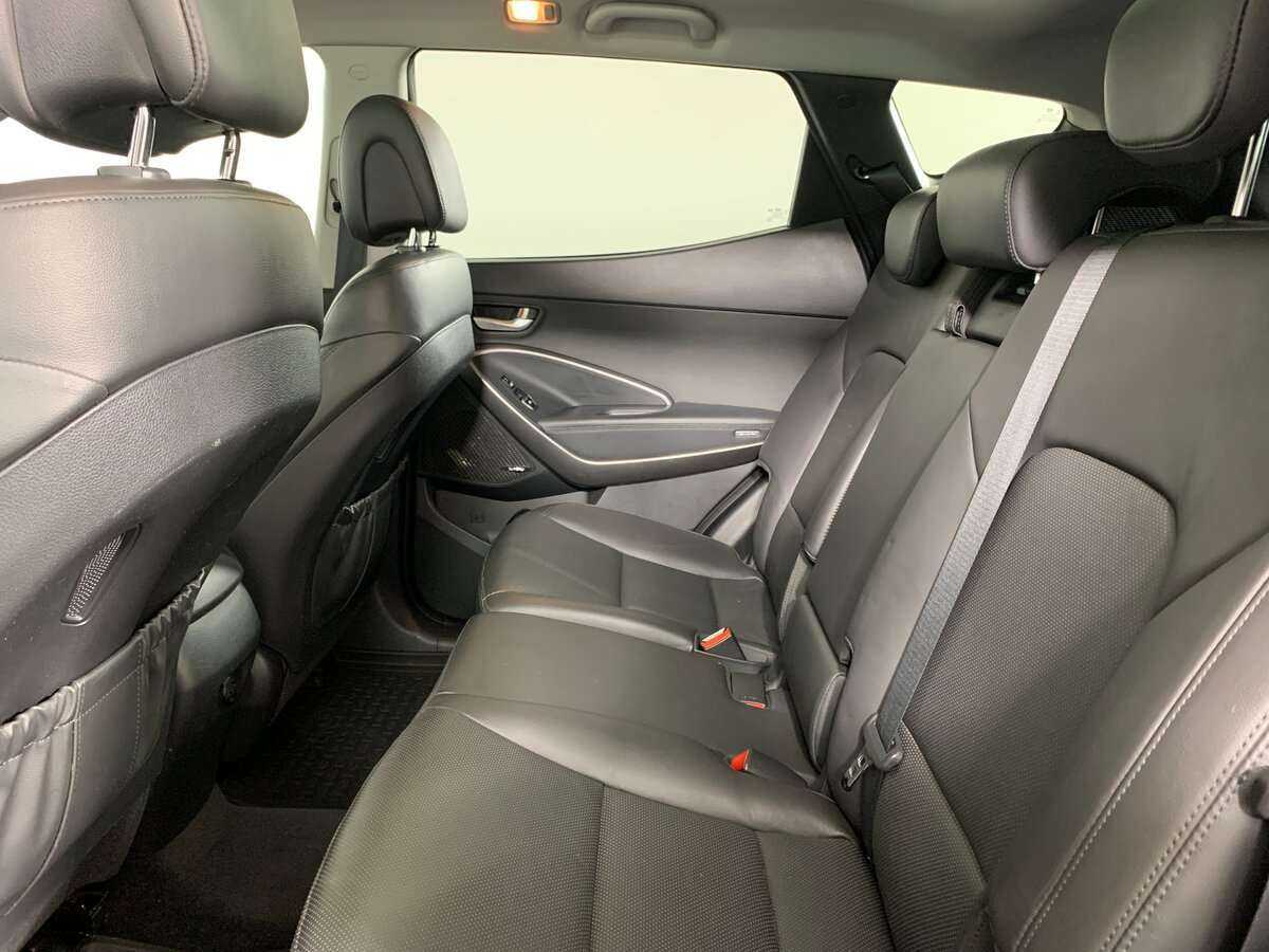 Б/У Хендай Санта Фе 2017 года. Фото: #16