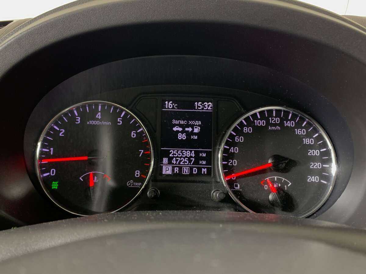 Б/У Ниссан Икс-Трейл 2014 года. Фото: #11