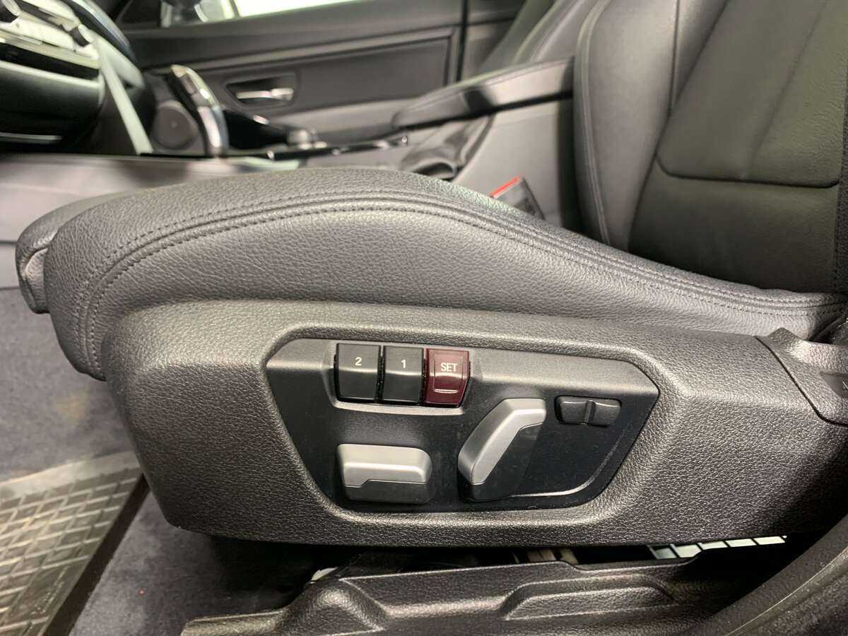 Б/У БМВ 3 серии 2017 года. Фото: #13