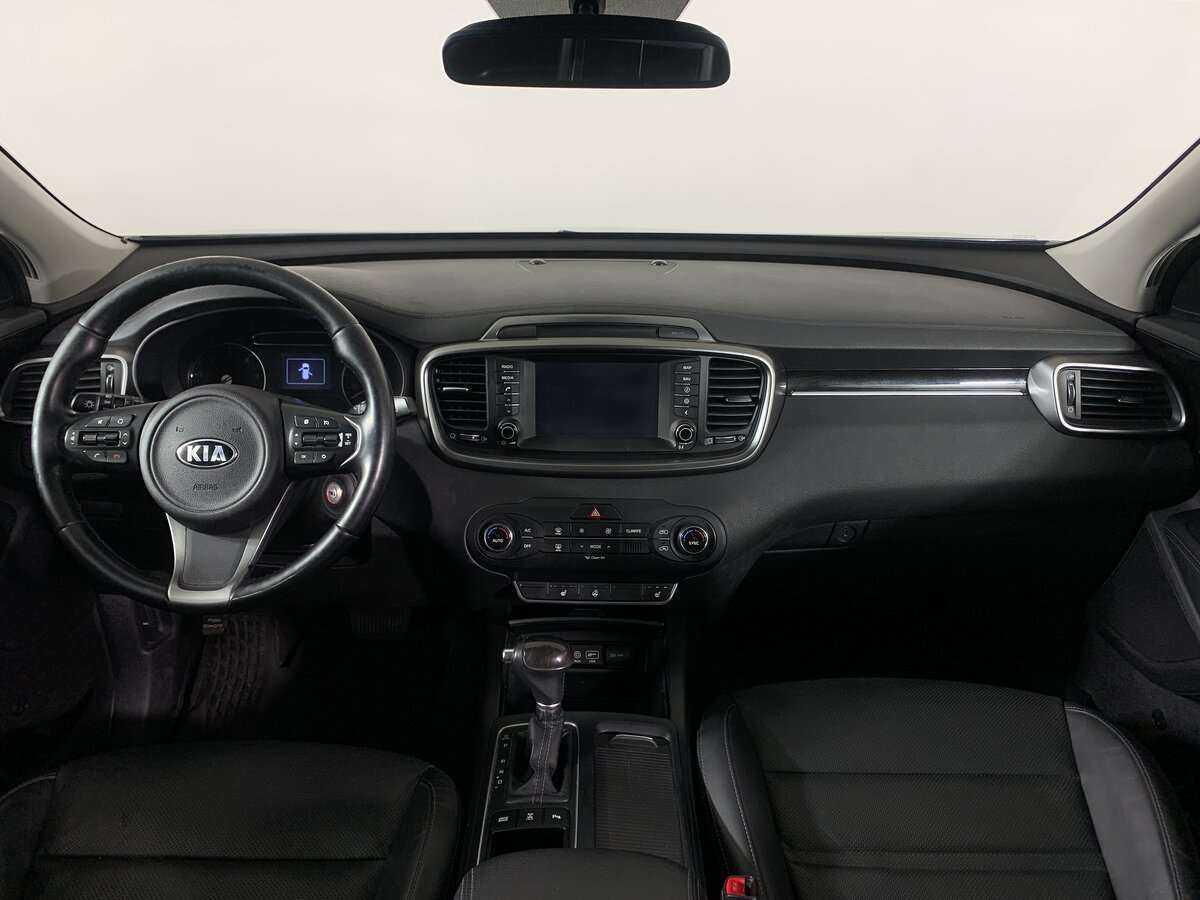 Б/У Киа Соренто 2016 года. Фото: #12