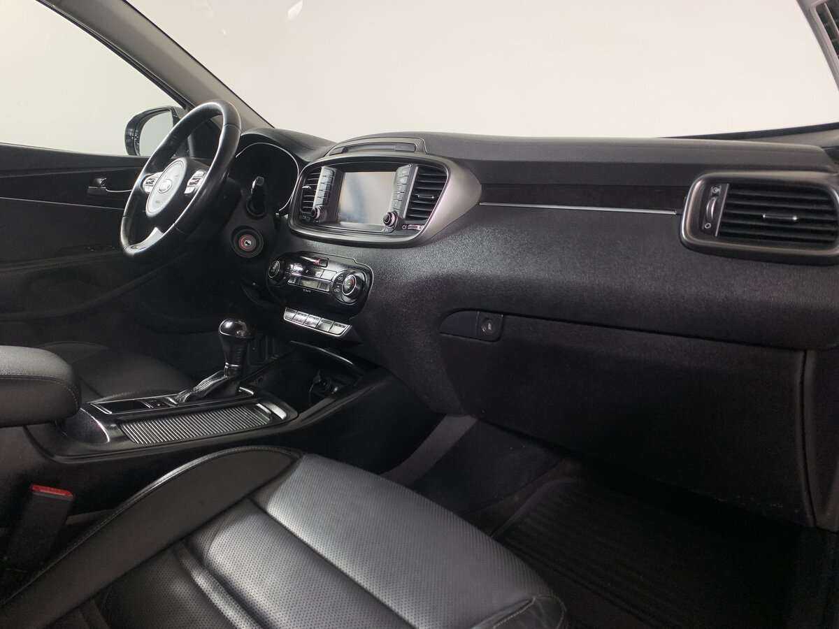 Б/У Киа Соренто 2016 года. Фото: #13