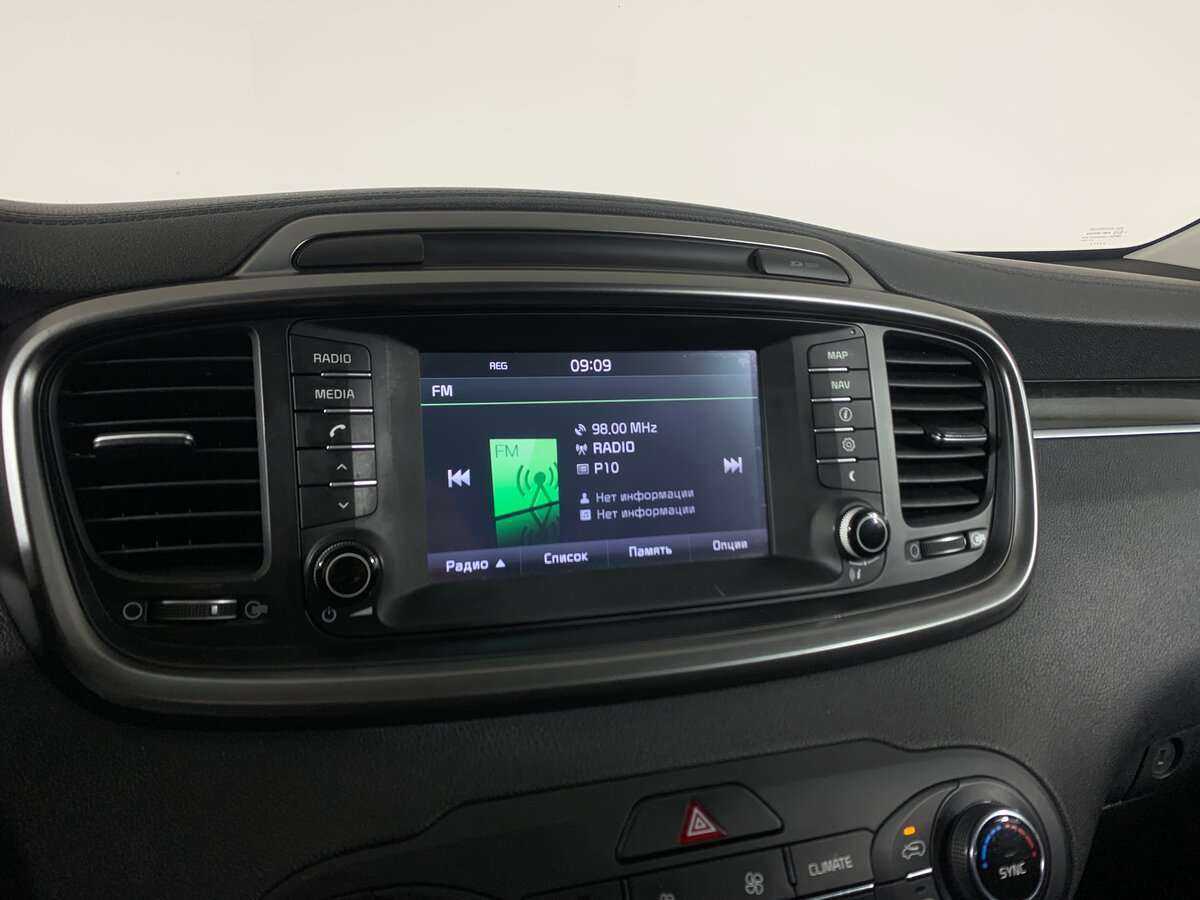 Б/У Киа Соренто 2016 года. Фото: #15