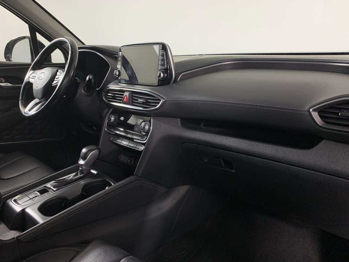 Б/У Хендай Санта Фе 2018 года. Фото: #10