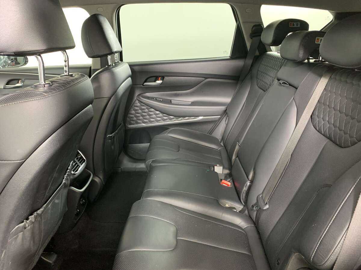 Б/У Хендай Санта Фе 2018 года. Фото: #15