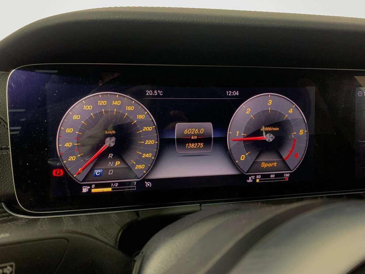 Б/У Мерседес-Бенц Е-Класс 2018 года. Фото: #16