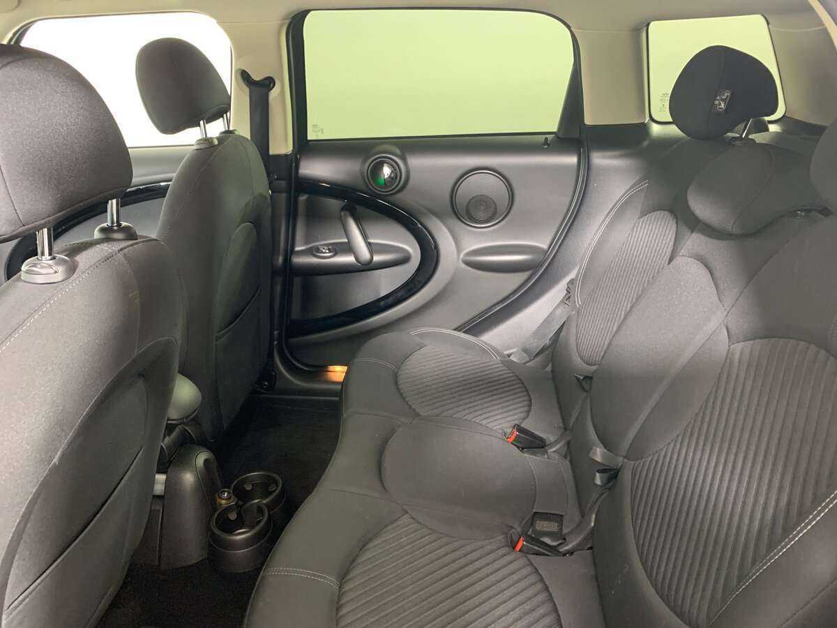 Б/У Мини Каунтримэн 2016 года. Фото: #15