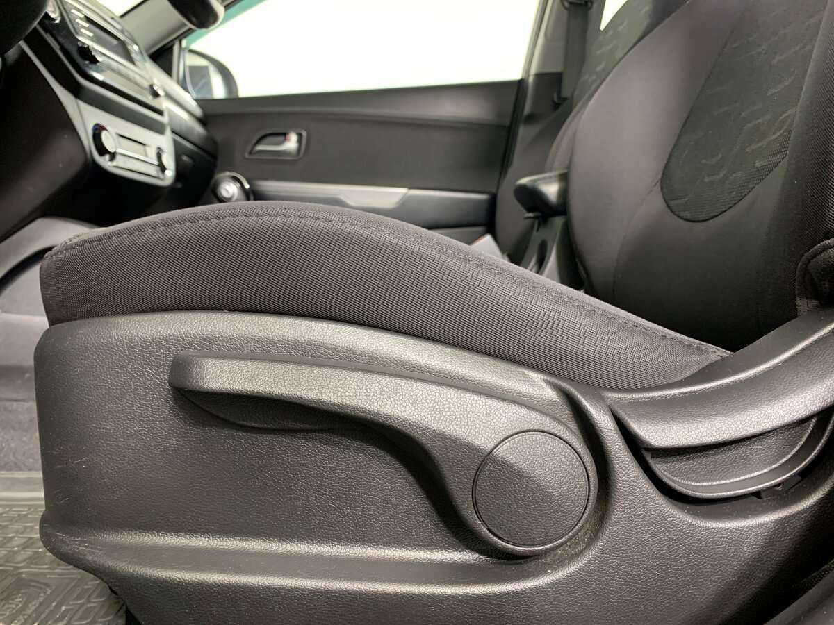 Б/У Киа Рио 2016 года. Фото: #13