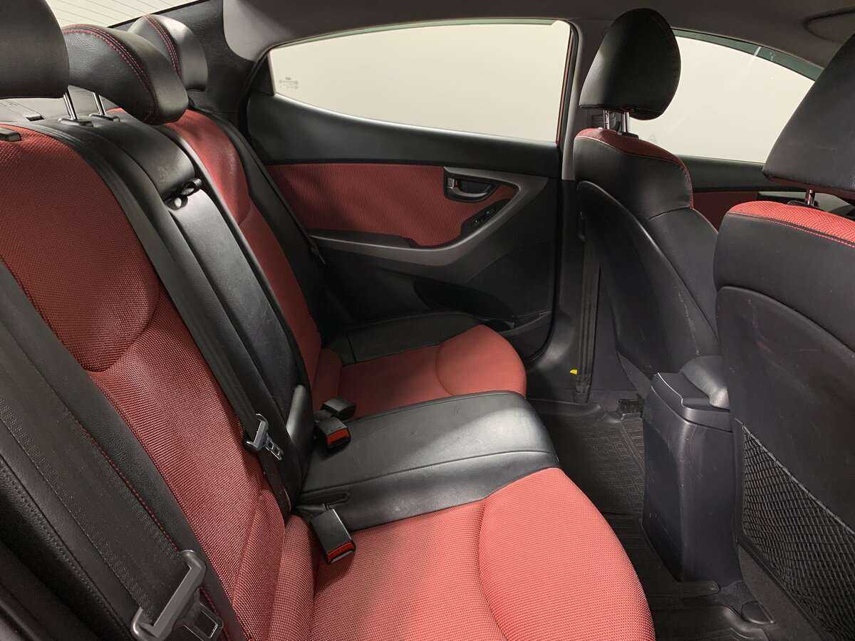 Б/У Хендай Елантра 2011 года. Фото: #12