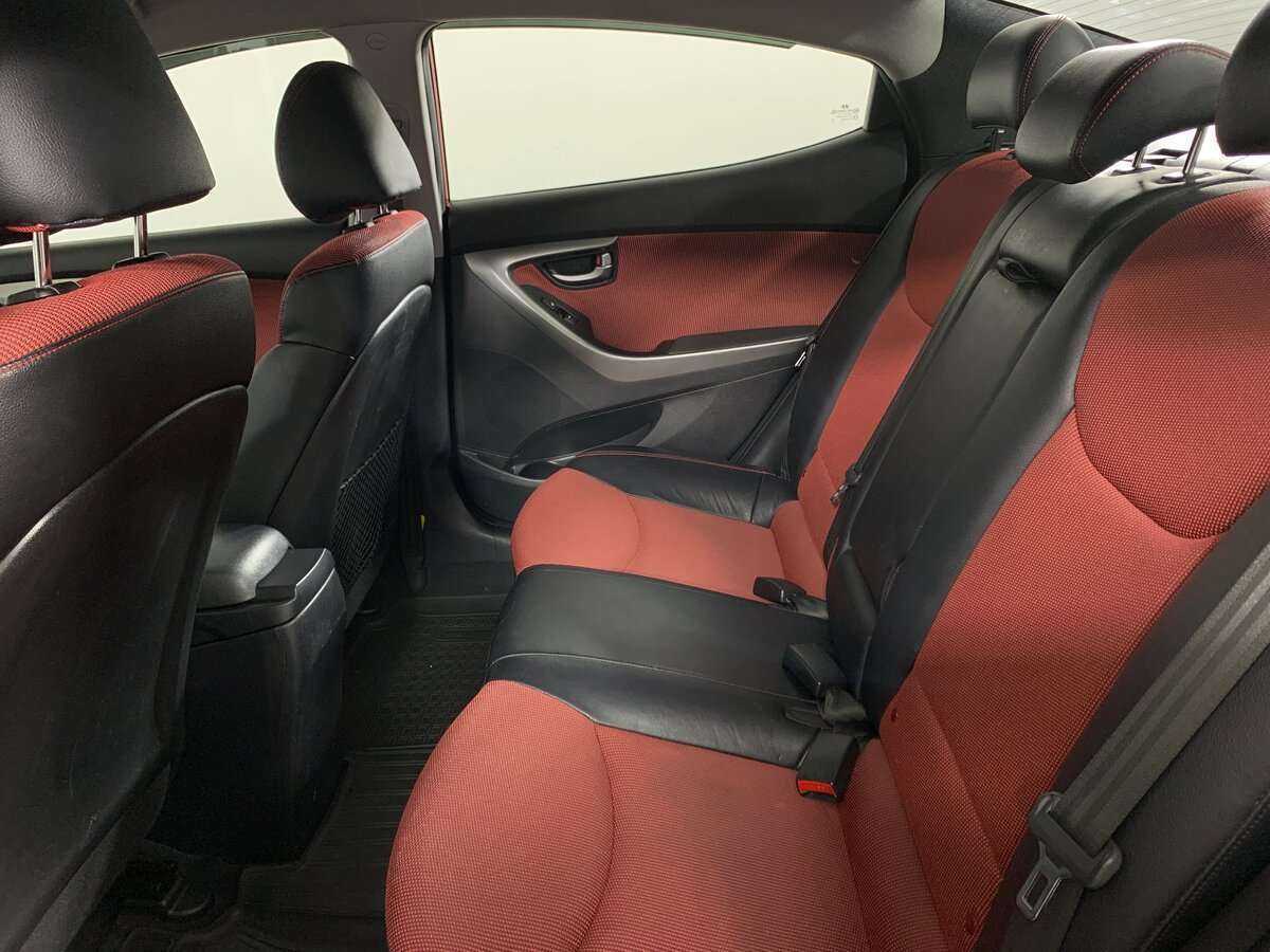 Б/У Хендай Елантра 2011 года. Фото: #13