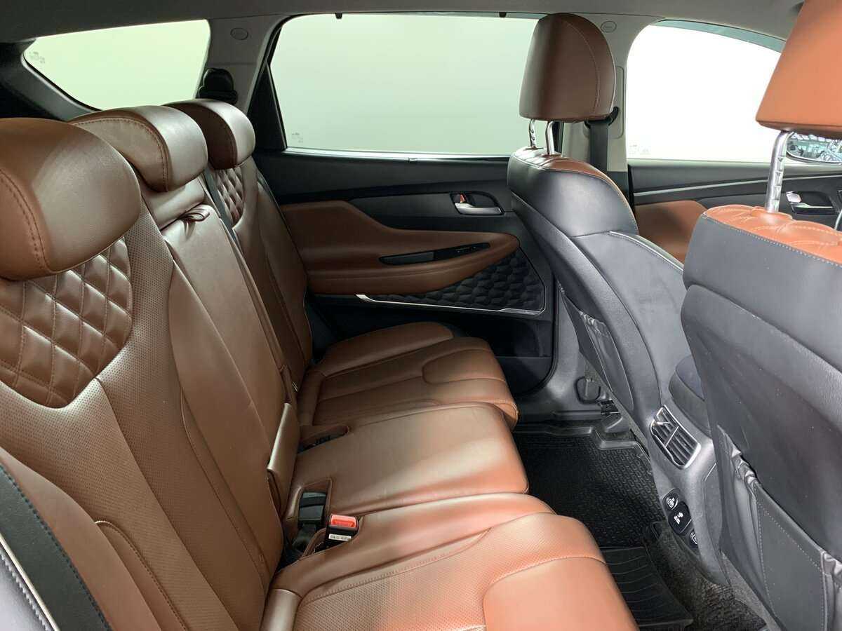 Б/У Хендай Санта Фе 2021 года. Фото: #14