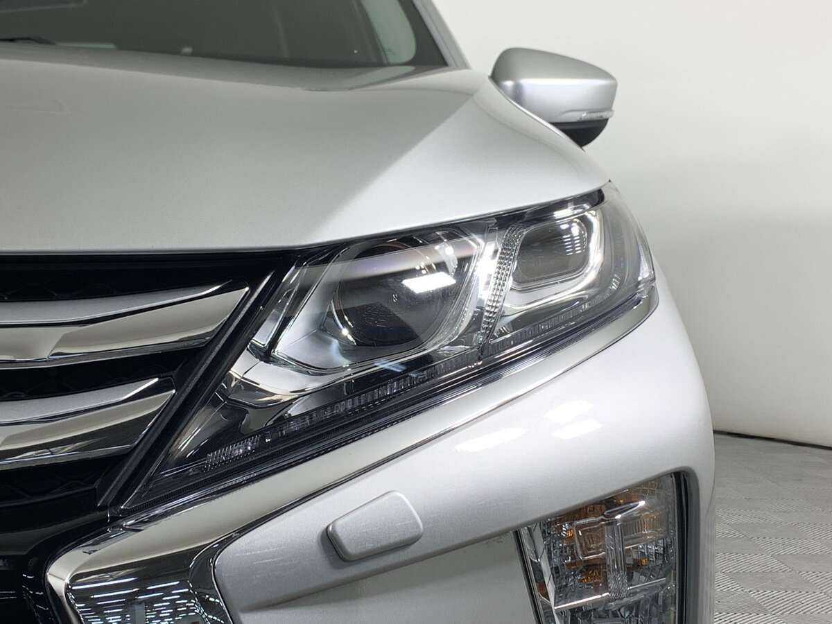 Б/У Митсубиши Еклипс Кросс 2018 года. Фото: #9