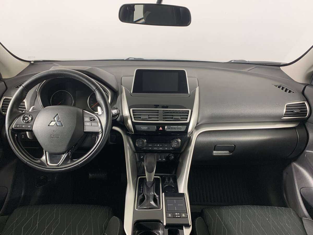 Б/У Митсубиши Еклипс Кросс 2018 года. Фото: #12