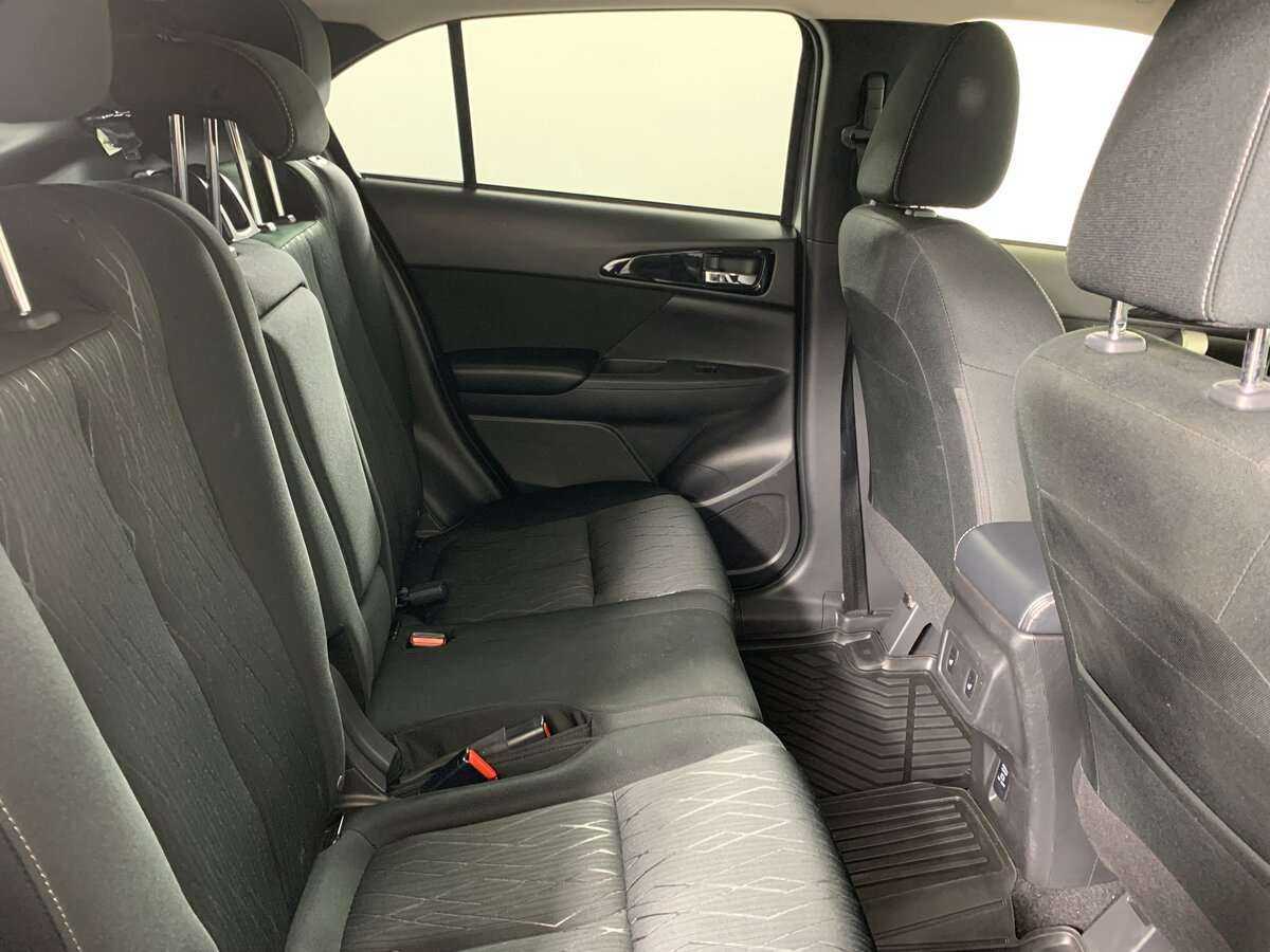 Б/У Митсубиши Еклипс Кросс 2018 года. Фото: #17