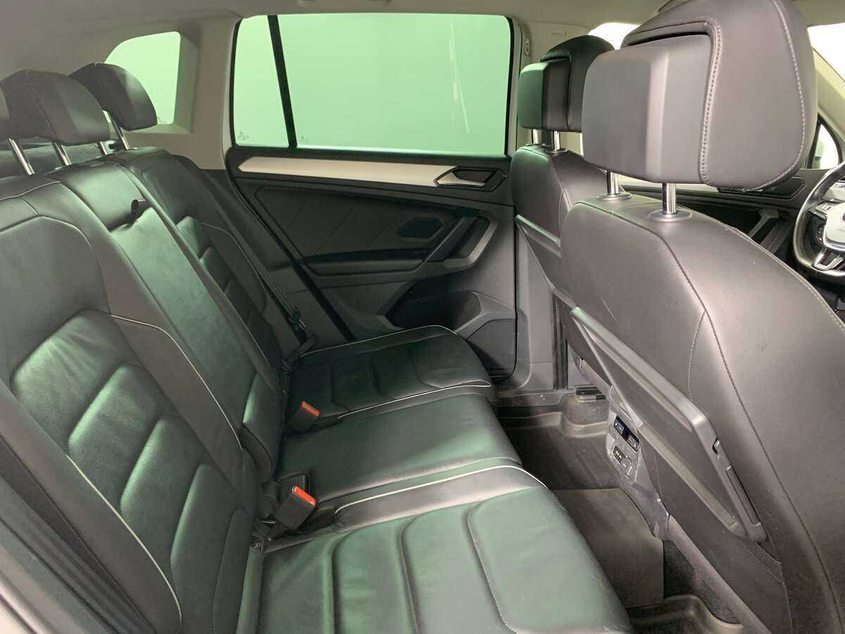 Б/У Фольксваген Тигуан 2018 года. Фото: #14