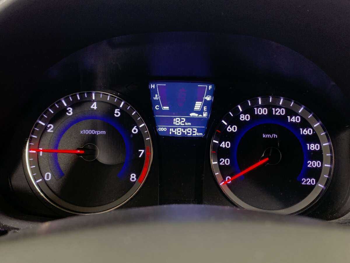 Б/У Хендай Солярис 2011 года. Фото: #11