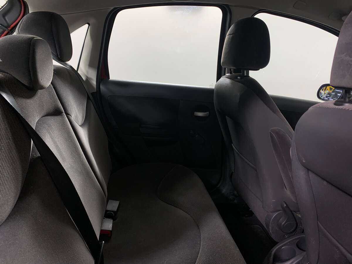 Б/У Ситроен Ц3 2008 года. Фото: #14