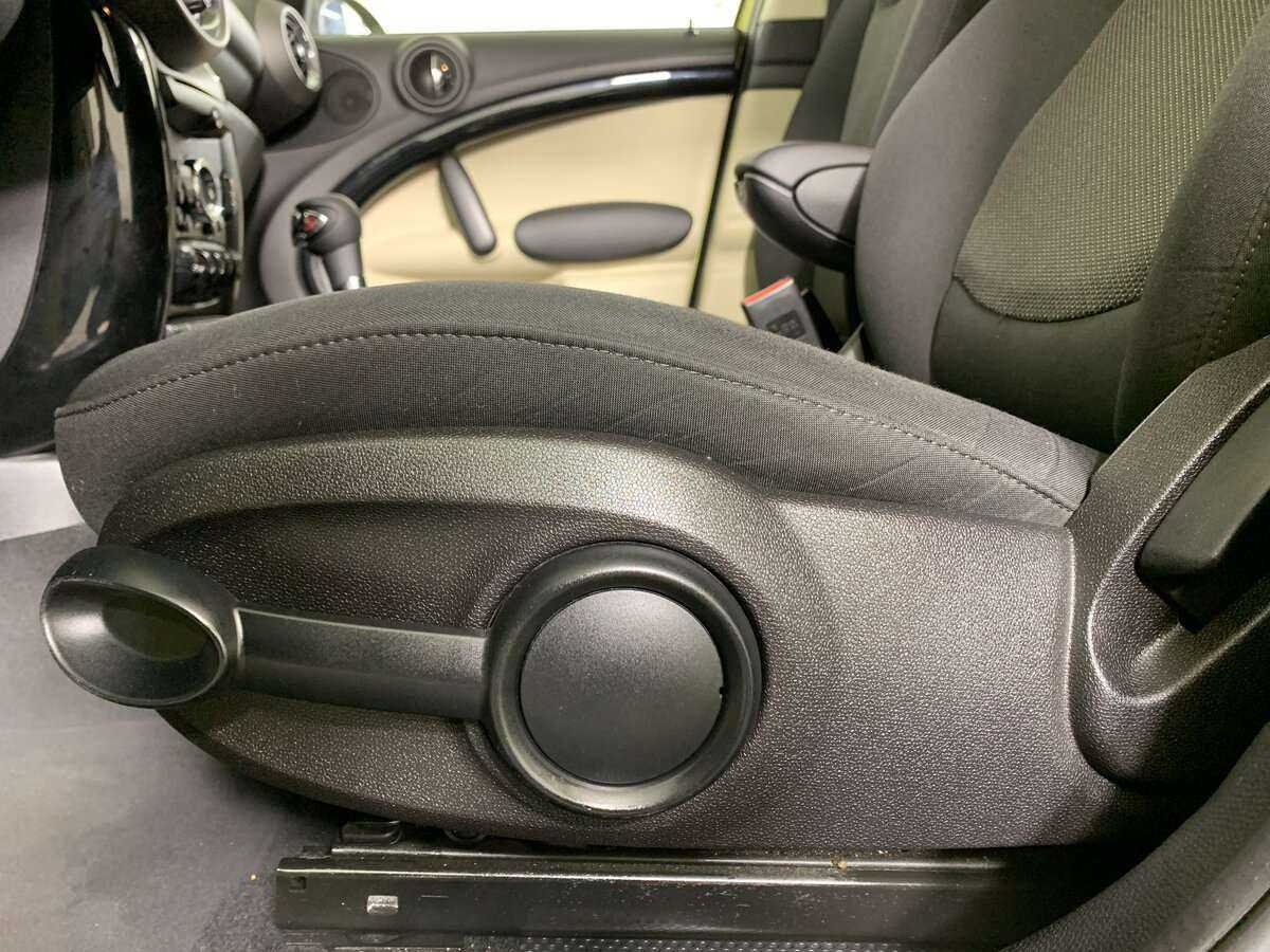 Б/У Мини Каунтримэн 2012 года. Фото: #16