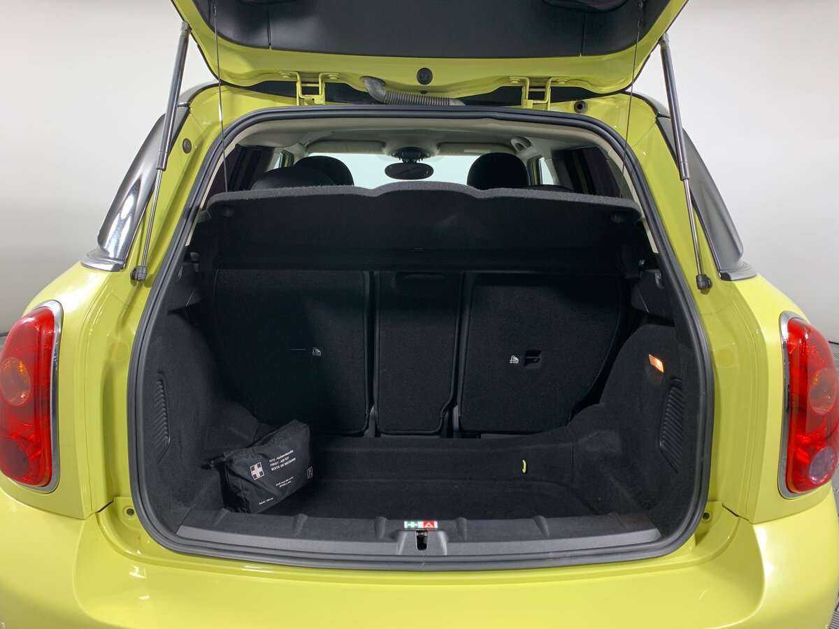 Б/У Мини Каунтримэн 2012 года. Фото: #19